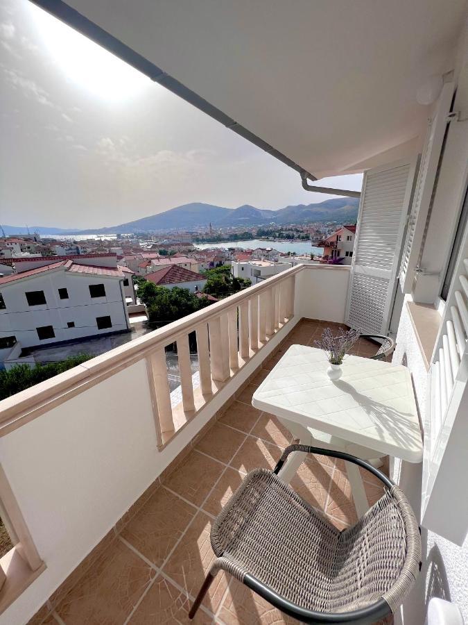 Apartments Mdk Kate Trogir Exterior photo